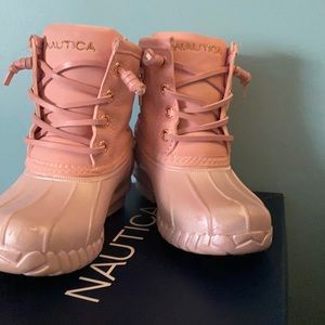 Pink Nautical snow boots with rose gold accents girls size 8T.